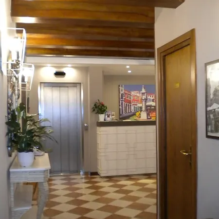Aurora Hotel Verona