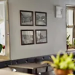 Hotel Aurora